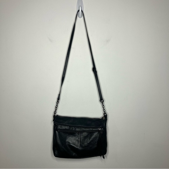 Margot navy blue leather crossbody bag medium size - Picture 2 of 7